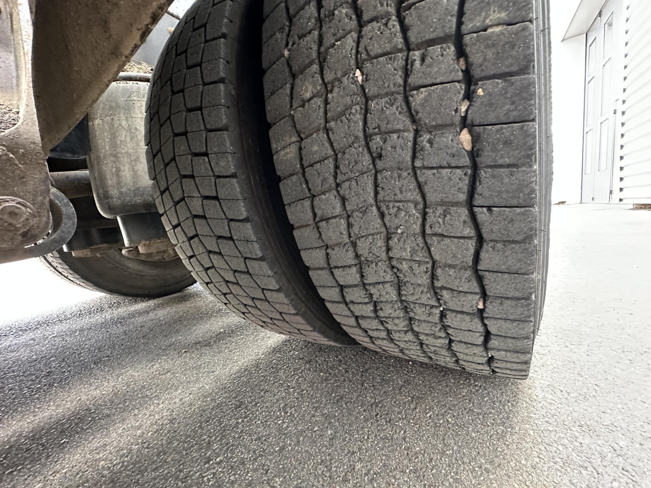 SCANIA R 450 CB6x4HHA - Шаси кабина: снимка 3 SCANIA R 450 CB6x4HHA - Шаси кабина: снимка 3