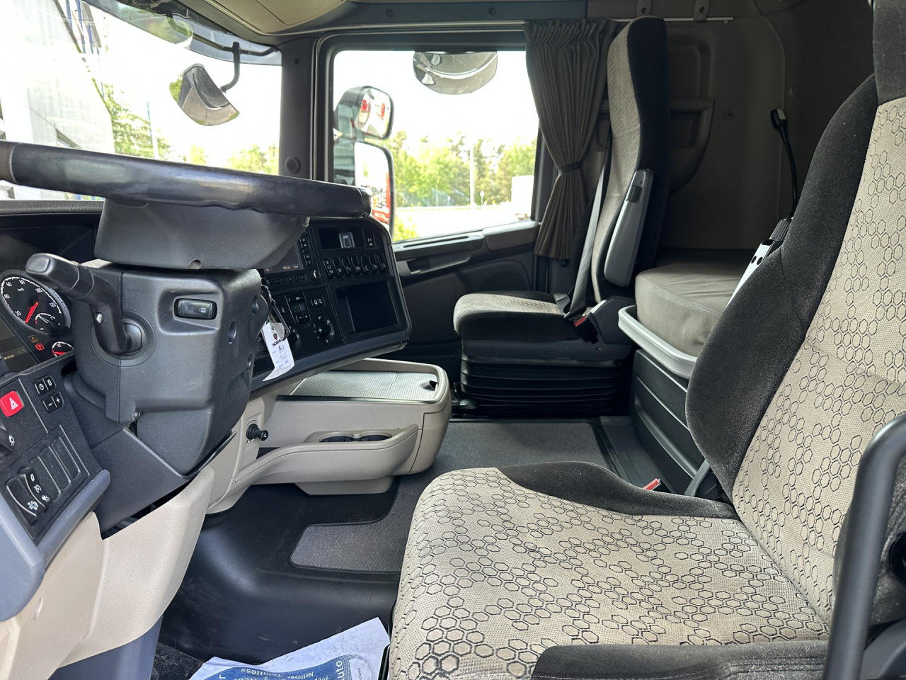 SCANIA R 450 LA4x2MNA - Влекач: снимка 2 SCANIA R 450 LA4x2MNA - Влекач: снимка 2