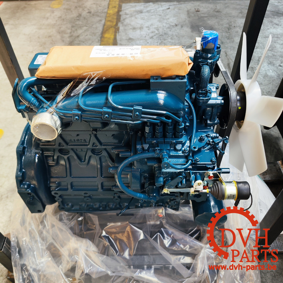 KUBOTA V2203 - Двигател за Строителна техника: снимка 3 KUBOTA V2203 - Двигател за Строителна техника: снимка 3