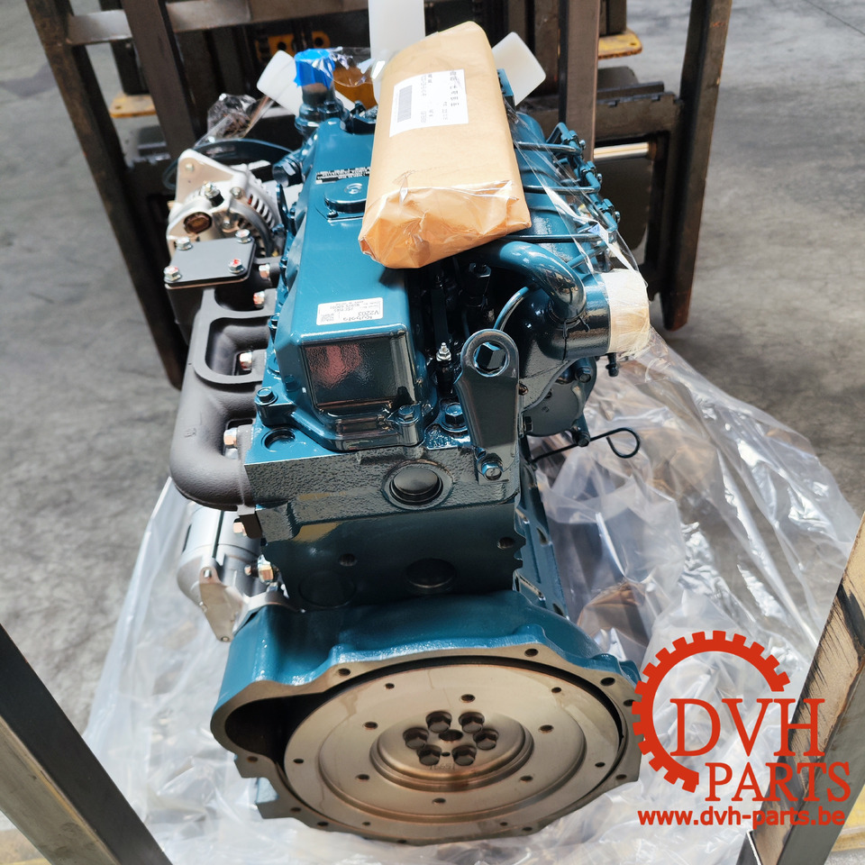 KUBOTA V2203 - Двигател за Строителна техника: снимка 2 KUBOTA V2203 - Двигател за Строителна техника: снимка 2