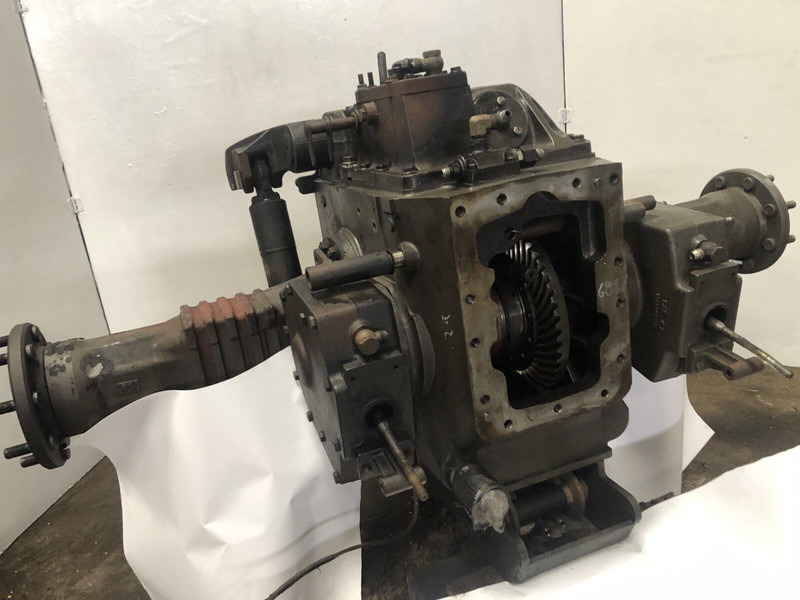 Claas CELTIS 7700098371C - Диференциал: снимка 2 Claas CELTIS 7700098371C - Диференциал: снимка 2