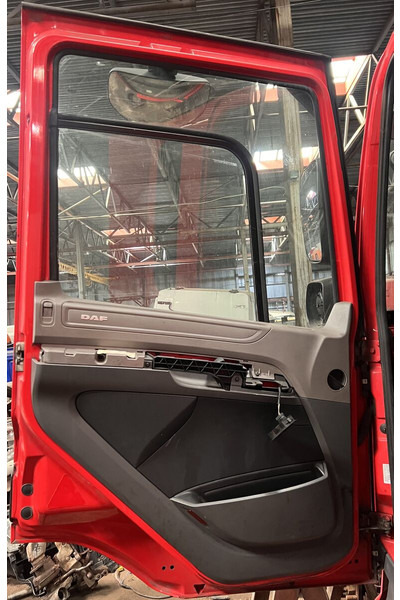 DAF CF - Врата и части: снимка 2 DAF CF - Врата и части: снимка 2