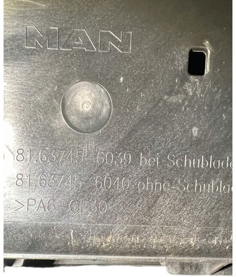 MAN  - Табло: снимка 2 MAN  - Табло: снимка 2