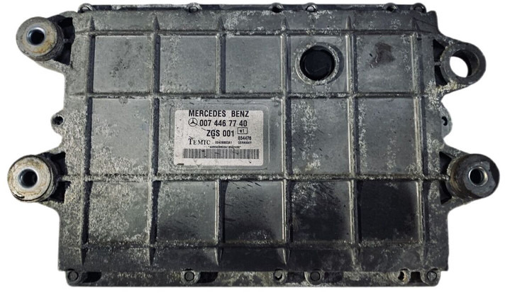 Mercedes-Benz 1824 - Блок за управление: снимка 1 Mercedes-Benz 1824 - Блок за управление: снимка 1