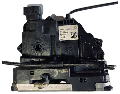 Mercedes-Benz AROCS - Каросерия и екстериор: снимка 2 Mercedes-Benz AROCS - Каросерия и екстериор: снимка 2