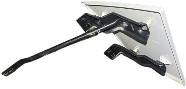 Renault - Аеродинамика/ Спойлер: снимка 2 Renault - Аеродинамика/ Спойлер: снимка 2