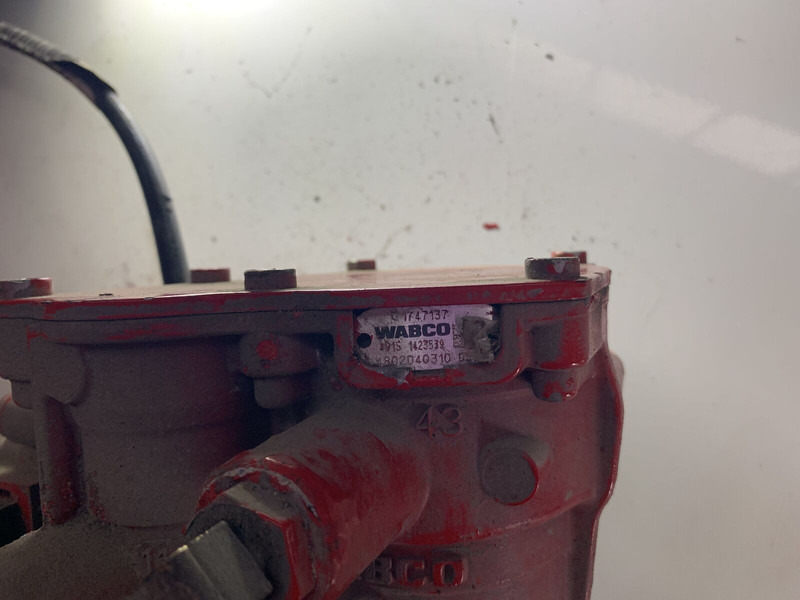 Wabco CF85 - Клапа: снимка 2 Wabco CF85 - Клапа: снимка 2