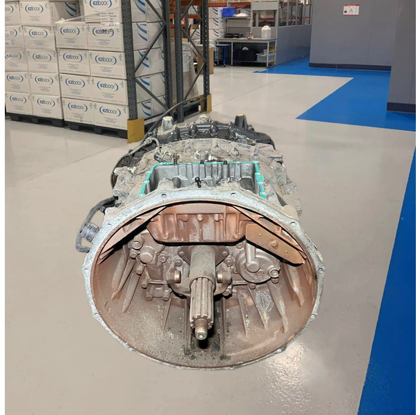 ZF - Скоростна кутия: снимка 1 ZF - Скоростна кутия: снимка 1