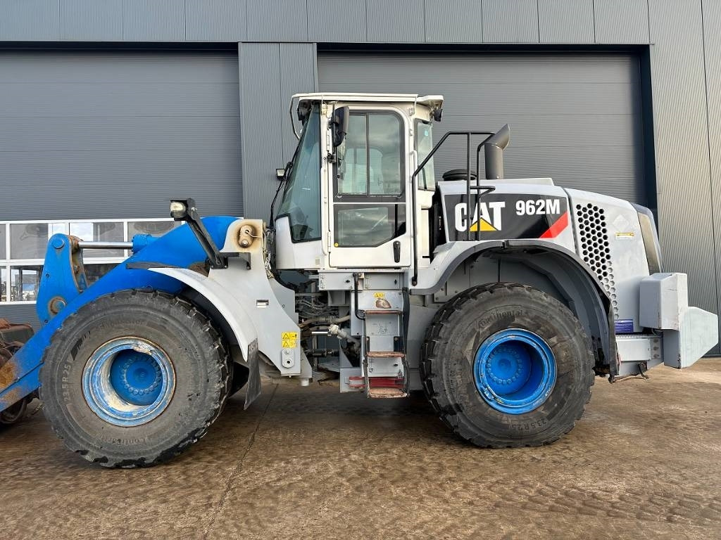 CAT 962 M / **NEW ENGINE** - Колесен товарач: снимка 5 CAT 962 M / **NEW ENGINE** - Колесен товарач: снимка 5