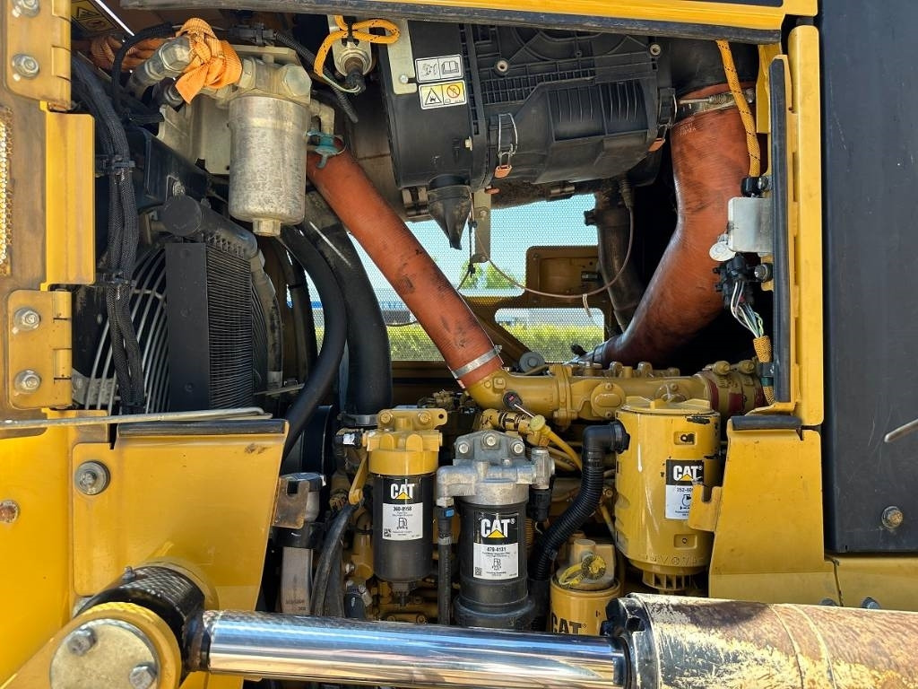 CAT D 6 N LGP - Булдозер: снимка 4 CAT D 6 N LGP - Булдозер: снимка 4