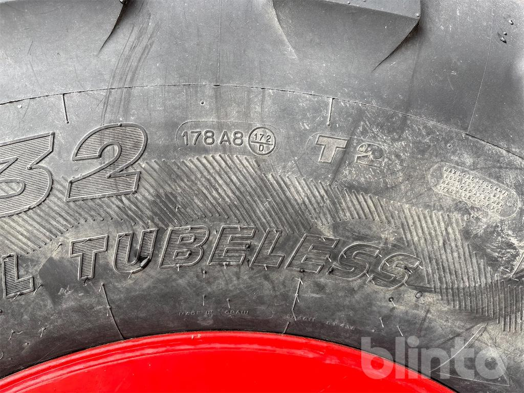 1050/50R32 CLAAS - Гума за Селскостопанска техника: снимка 5 1050/50R32 CLAAS - Гума за Селскостопанска техника: снимка 5