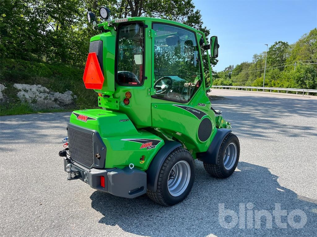 Avant 650i 4X4 med antislip - Мини челен товарач: снимка 5 Avant 650i 4X4 med antislip - Мини челен товарач: снимка 5