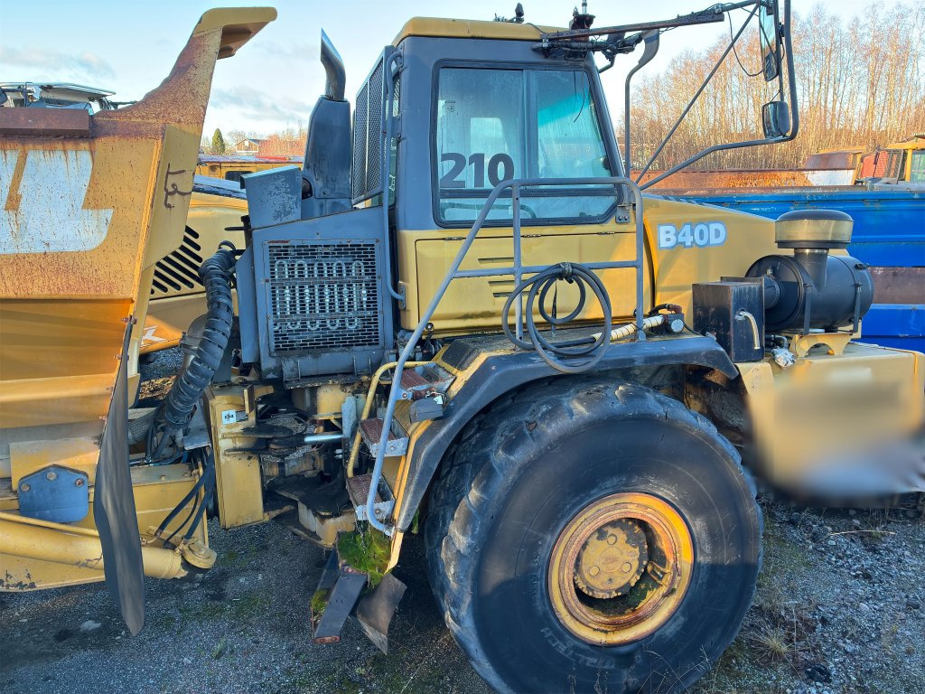 BELL B40D - Съчленен самосвал: снимка 4 BELL B40D - Съчленен самосвал: снимка 4