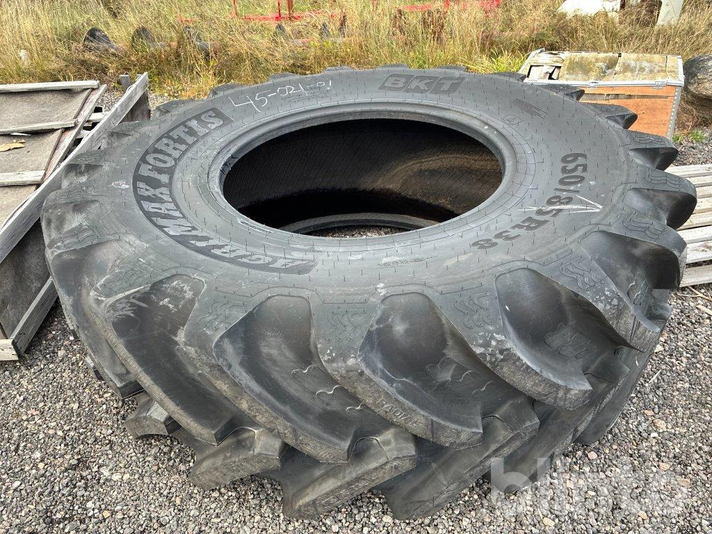 BKT Agrimax Fortis - Гума за Селскостопанска техника: снимка 1 BKT Agrimax Fortis - Гума за Селскостопанска техника: снимка 1