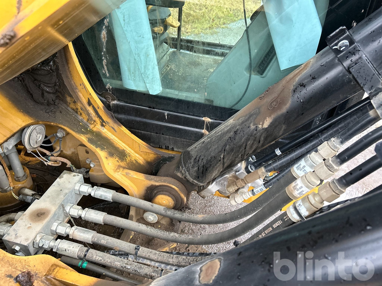 Верижен багер CAT 313 NG: снимка 11 Верижен багер CAT 313 NG: снимка 11