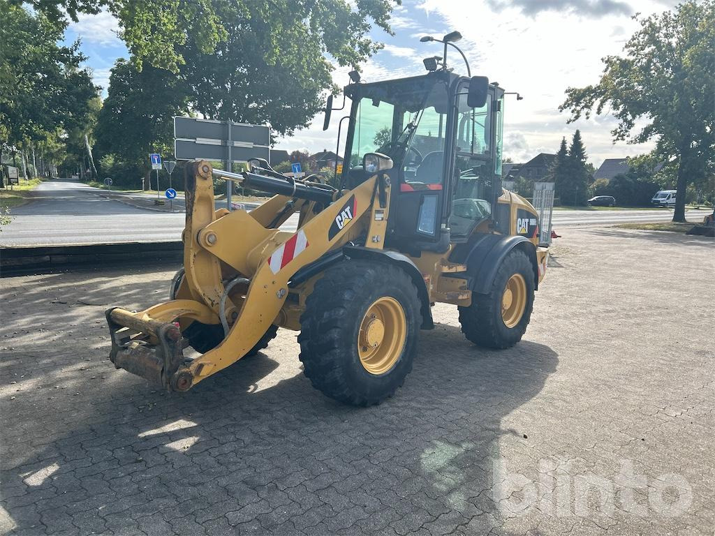 CAT 908 H2 (2013) - Колесен товарач: снимка 1 CAT 908 H2 (2013) - Колесен товарач: снимка 1