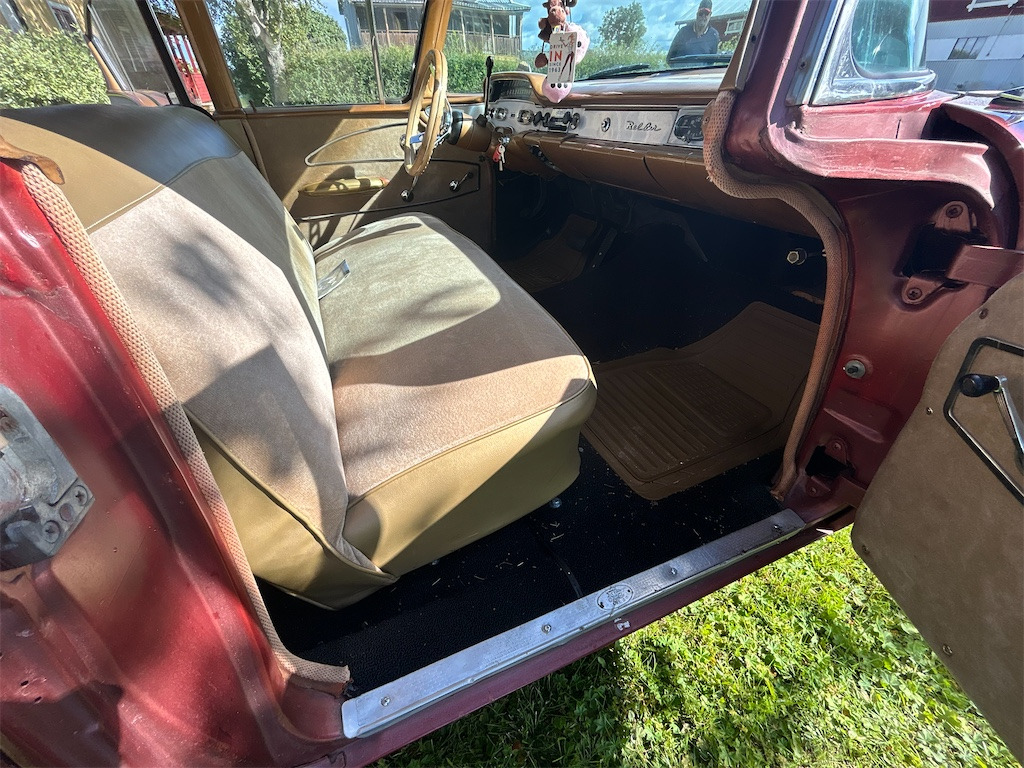 Лек автомобил CHEVROLET Bel air: снимка 34