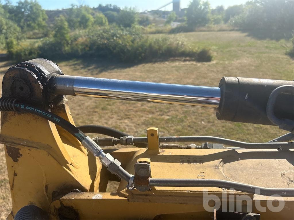 Мини багер Cat 301.8 - 3 Redskap: снимка 33