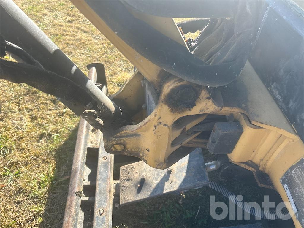 Мини багер Cat 301.8 - 3 Redskap: снимка 28
