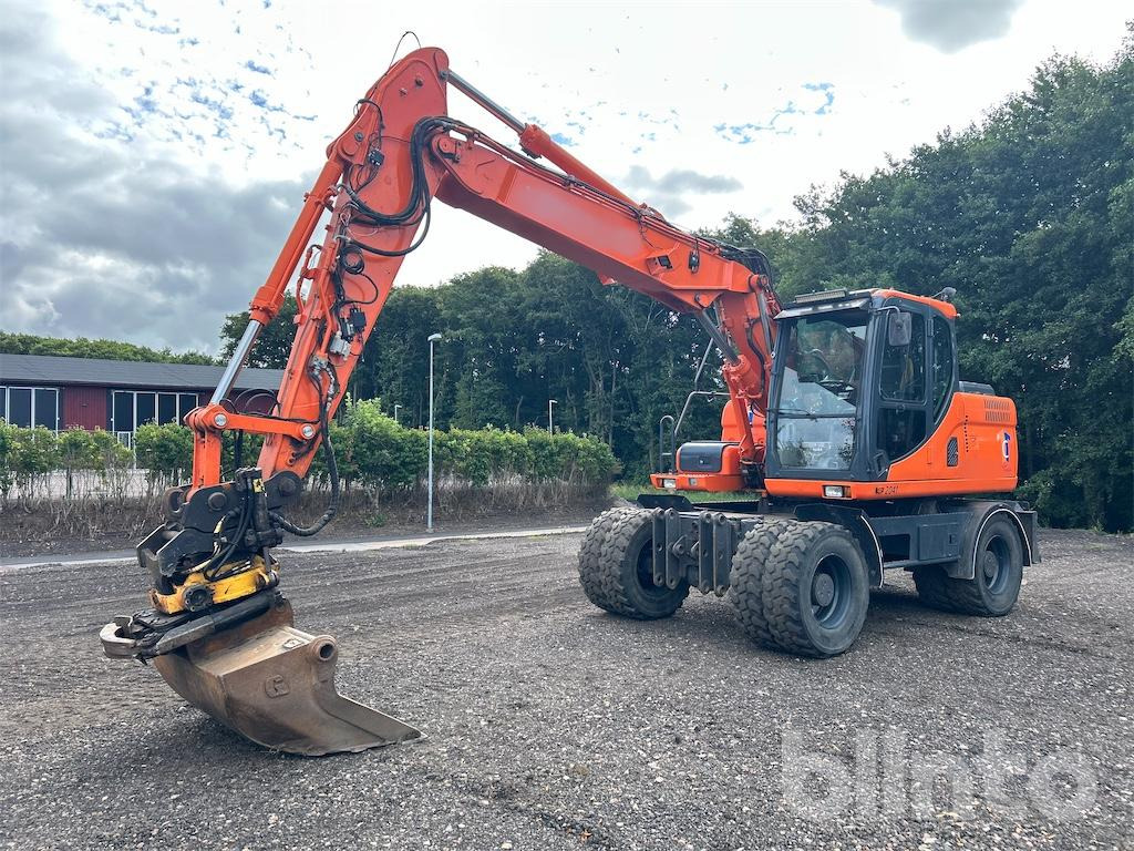 Doosan DX160W - Колесен багер: снимка 2 Doosan DX160W - Колесен багер: снимка 2