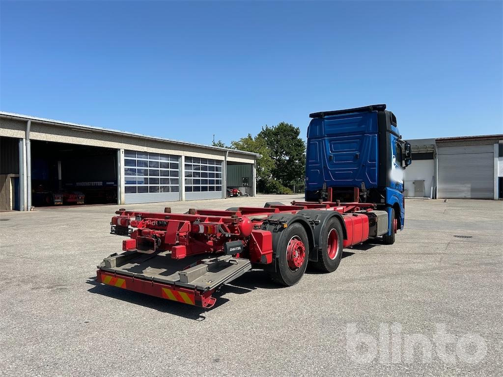 Mercedes-Benz Actros 2545 (2017) - Друга техника: снимка 3 Mercedes-Benz Actros 2545 (2017) - Друга техника: снимка 3