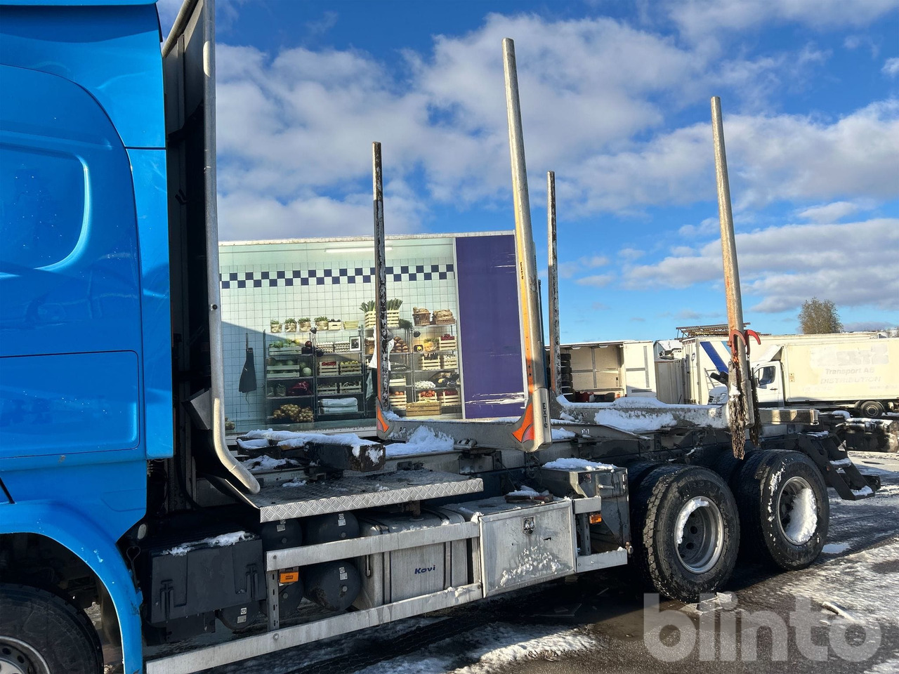 Exte - Бордова каросерия: снимка 1 Exte - Бордова каросерия: снимка 1