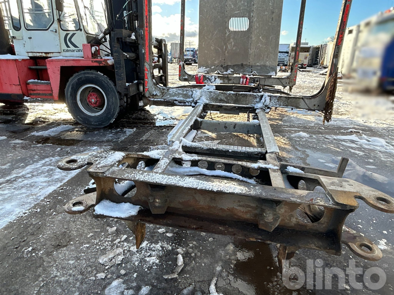 Exte - Бордова каросерия: снимка 4 Exte - Бордова каросерия: снимка 4