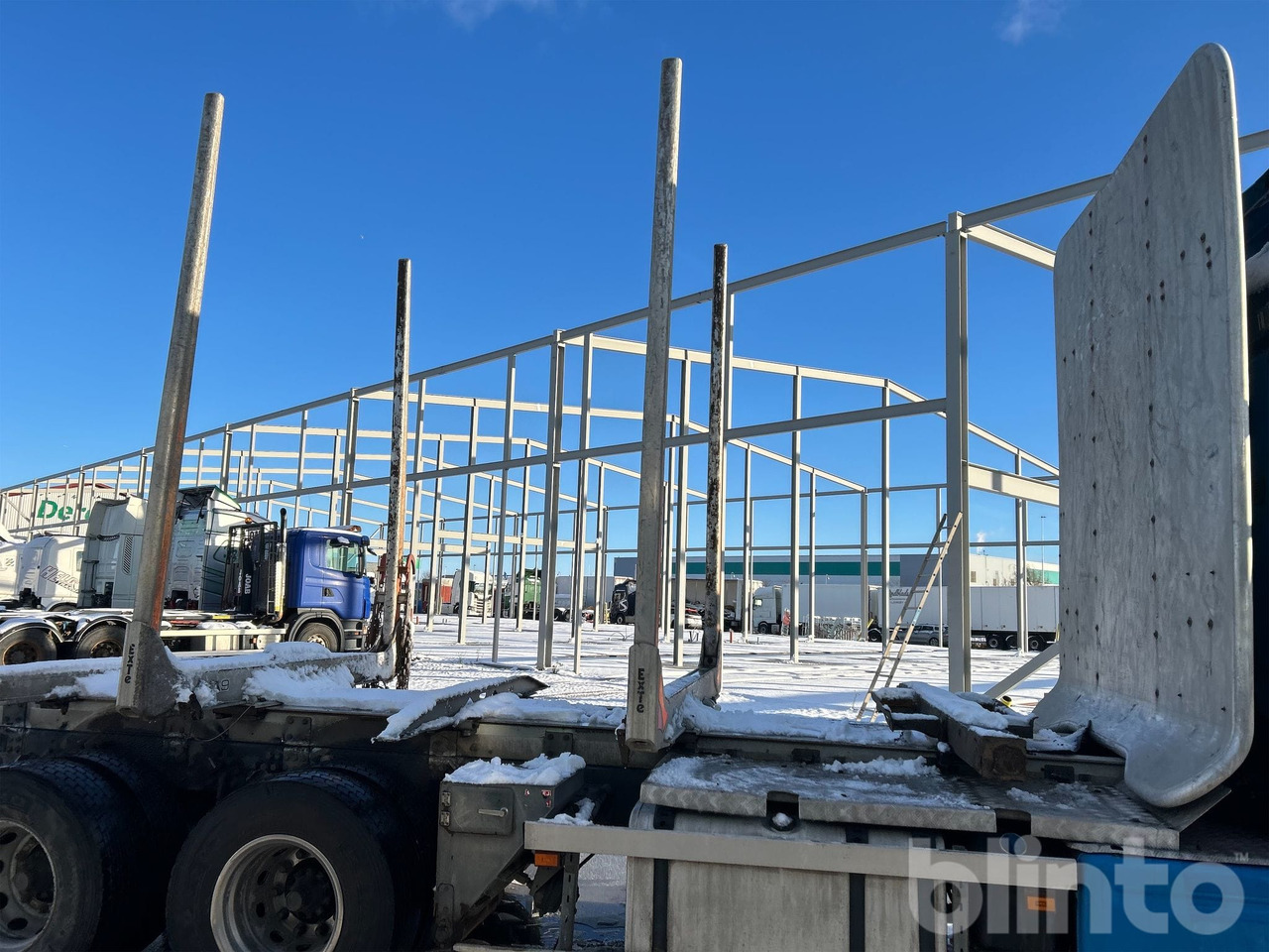 Exte - Бордова каросерия: снимка 3 Exte - Бордова каросерия: снимка 3