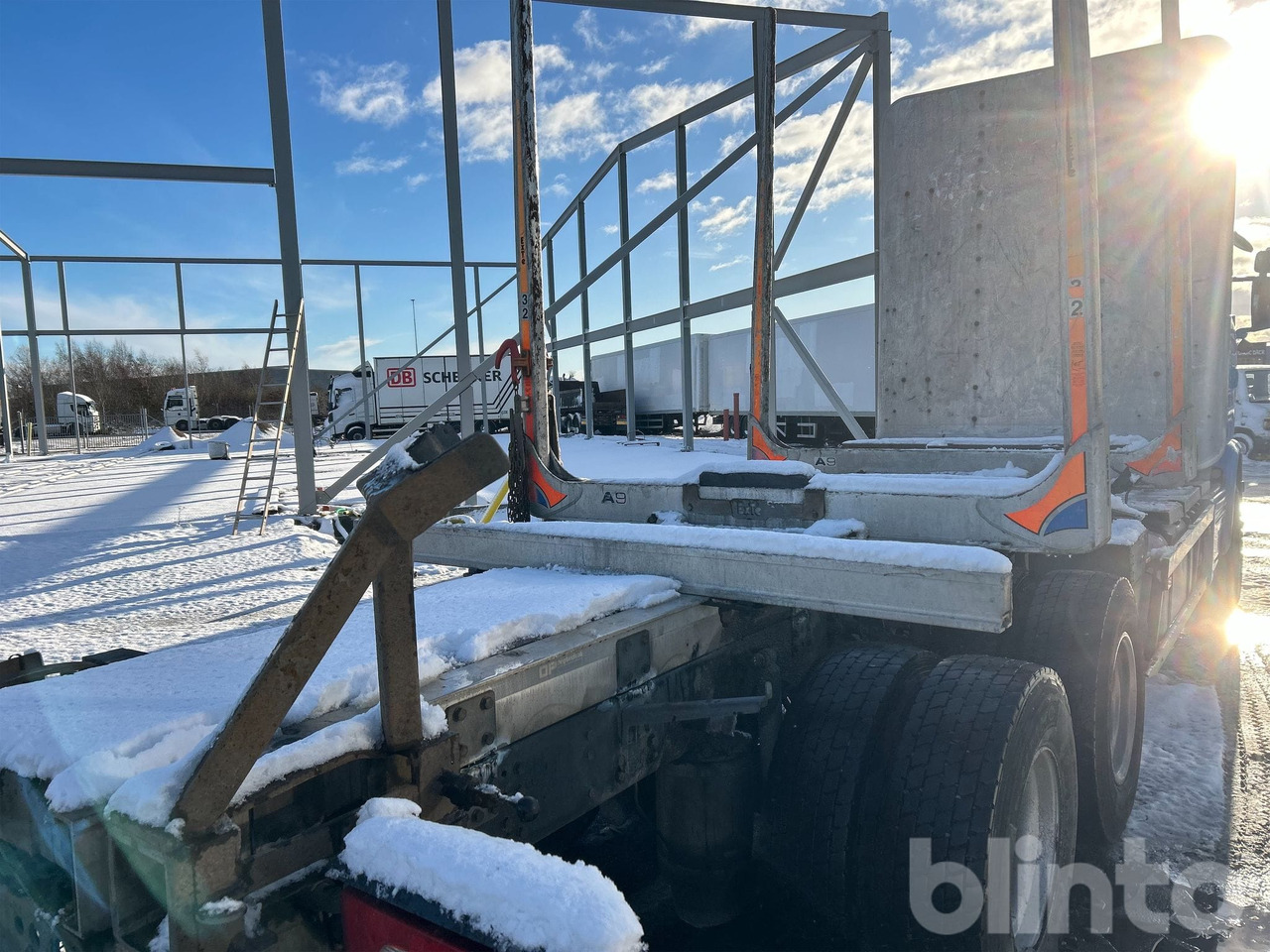 Exte - Бордова каросерия: снимка 5 Exte - Бордова каросерия: снимка 5