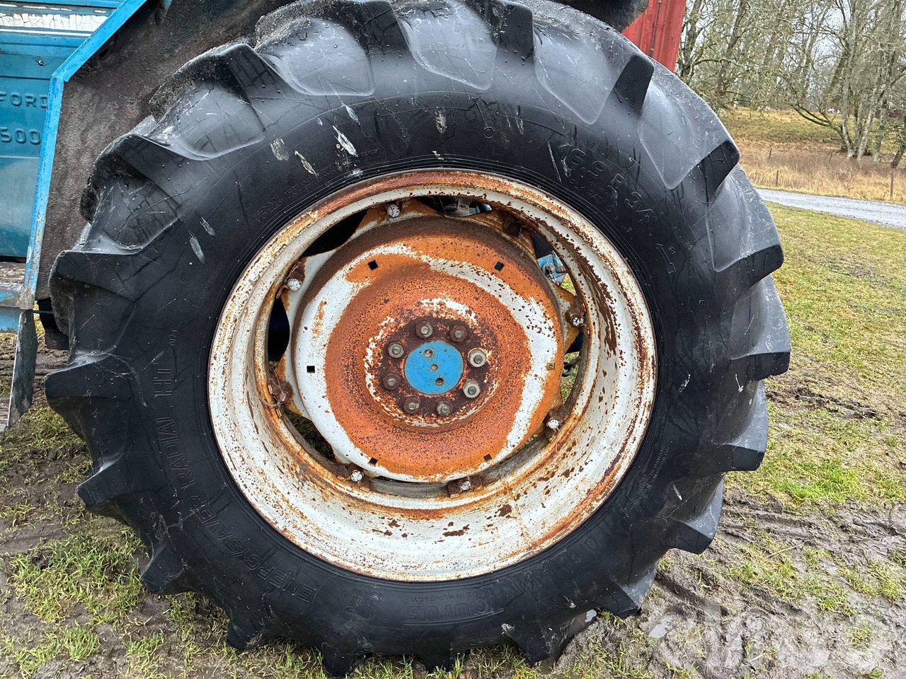 Трактор FORD 5000: снимка 22