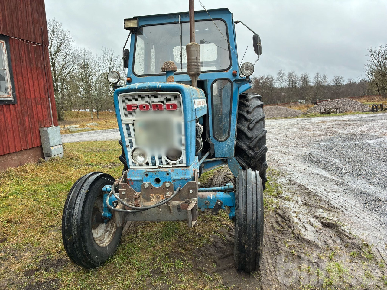 Трактор FORD 5000: снимка 8