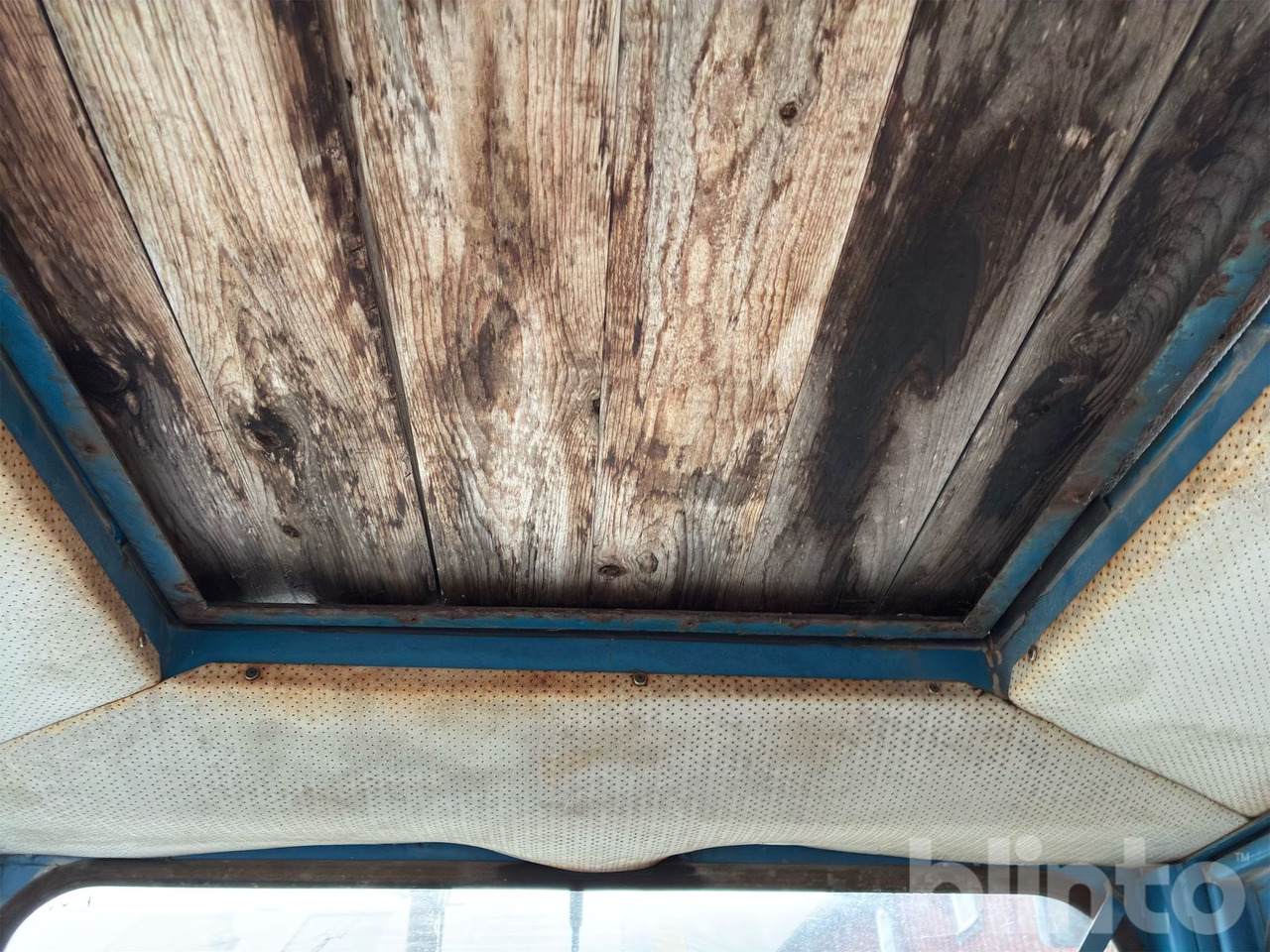 Трактор FORD 5000: снимка 21