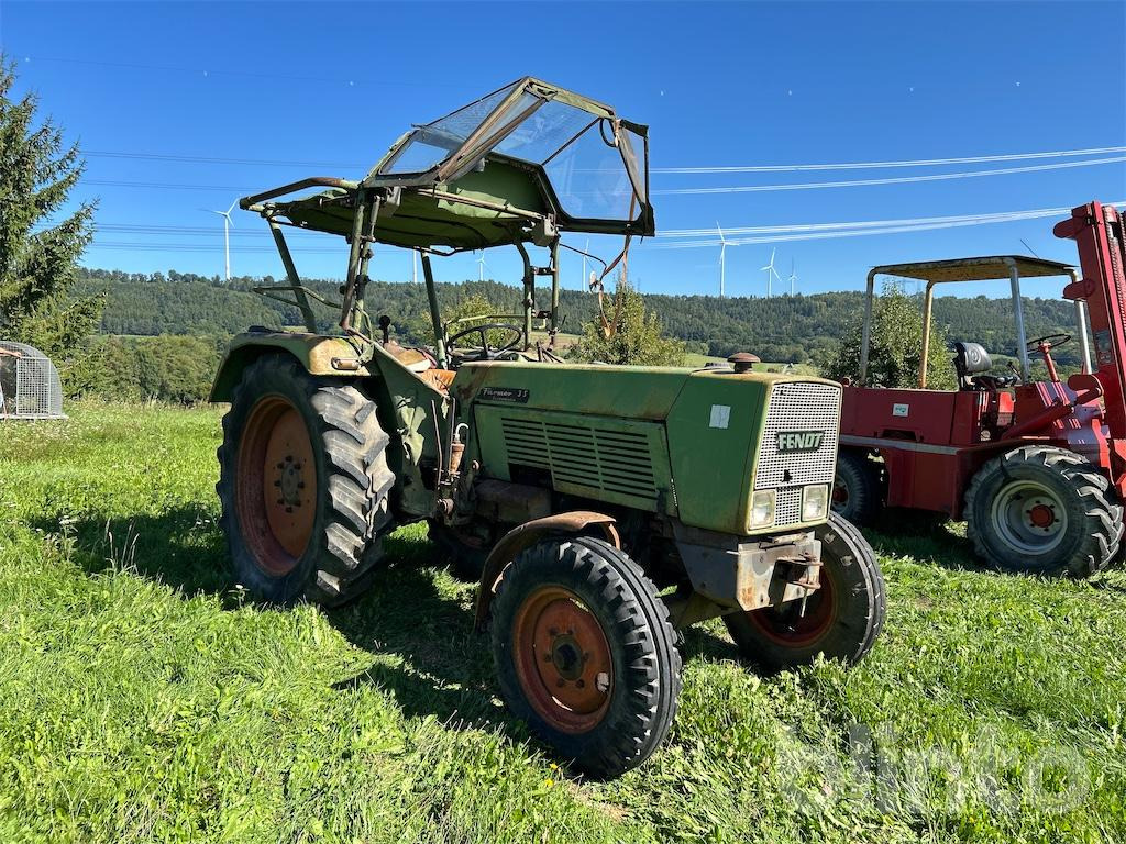 Fendt Farmer 3s 103 - Трактор: снимка 2 Fendt Farmer 3s 103 - Трактор: снимка 2
