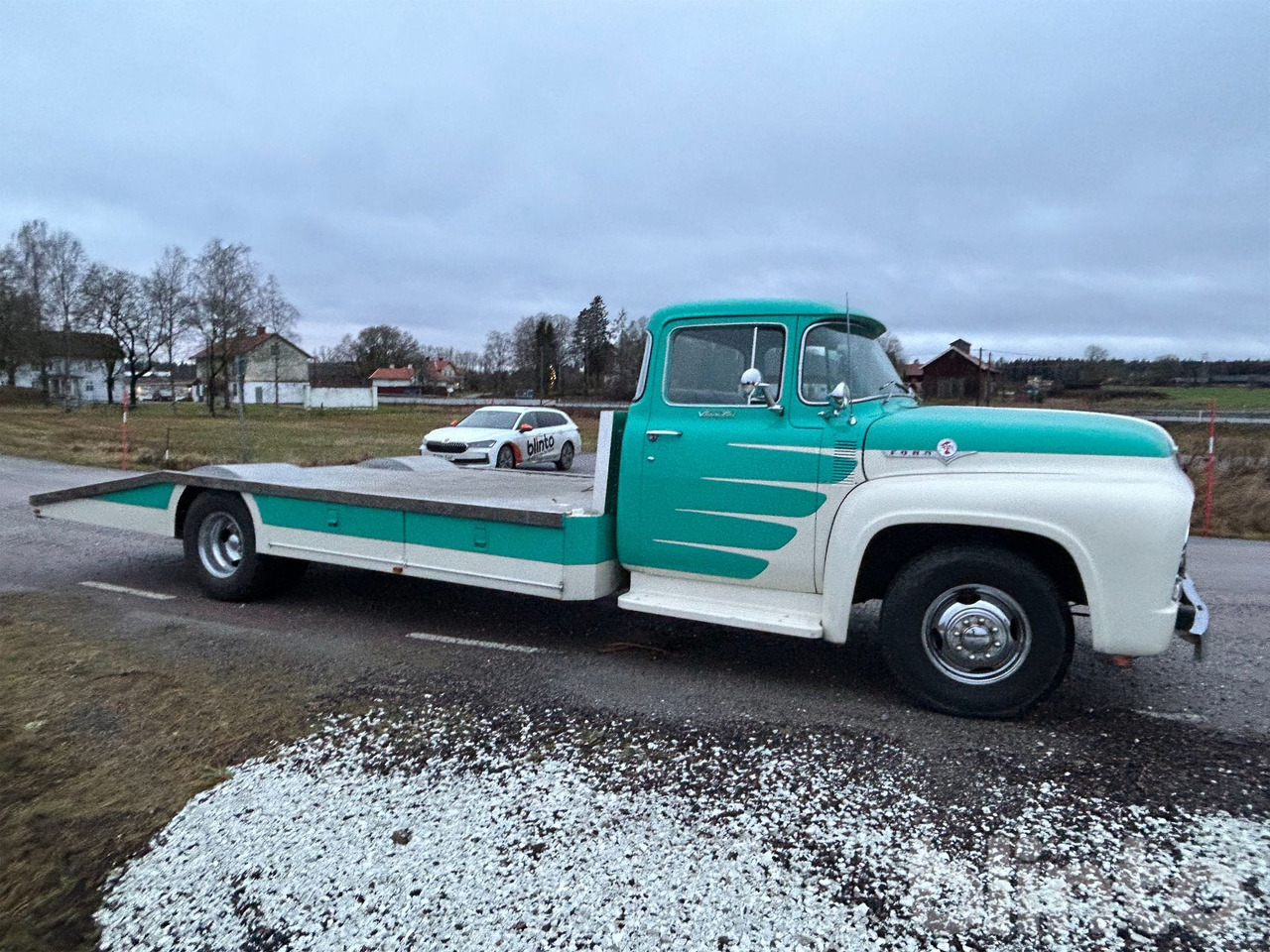 Ford F350 - Автовоз камион: снимка 4 Ford F350 - Автовоз камион: снимка 4