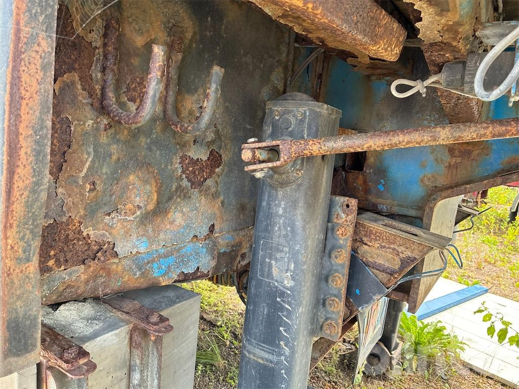 Бордово полуремарке/ Платформа HRD: снимка 26