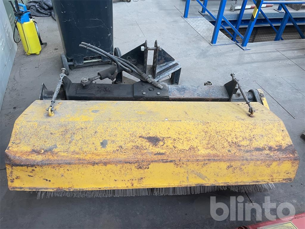 Трактор Holder C 30 (1992): снимка 31 Трактор Holder C 30 (1992): снимка 31