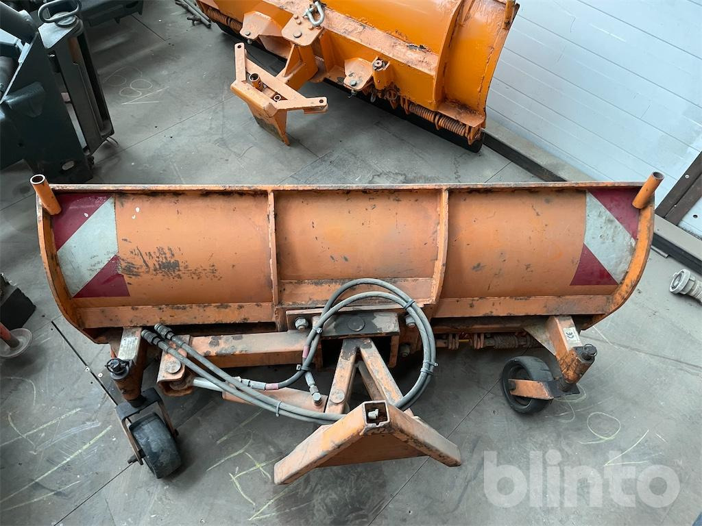 Трактор Holder C 30 (1992): снимка 22 Трактор Holder C 30 (1992): снимка 22