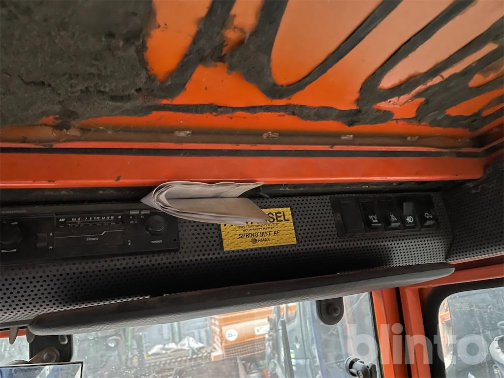 Трактор Holder C 30 (1992): снимка 12 Трактор Holder C 30 (1992): снимка 12