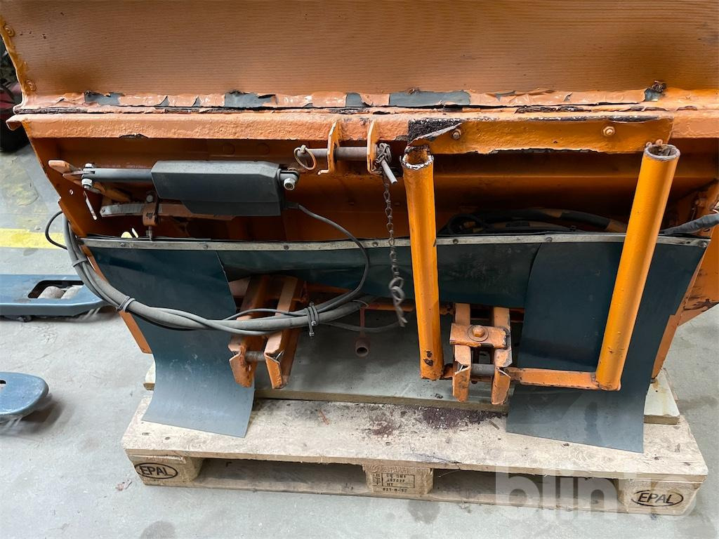 Трактор Holder C 30 (1992): снимка 26 Трактор Holder C 30 (1992): снимка 26