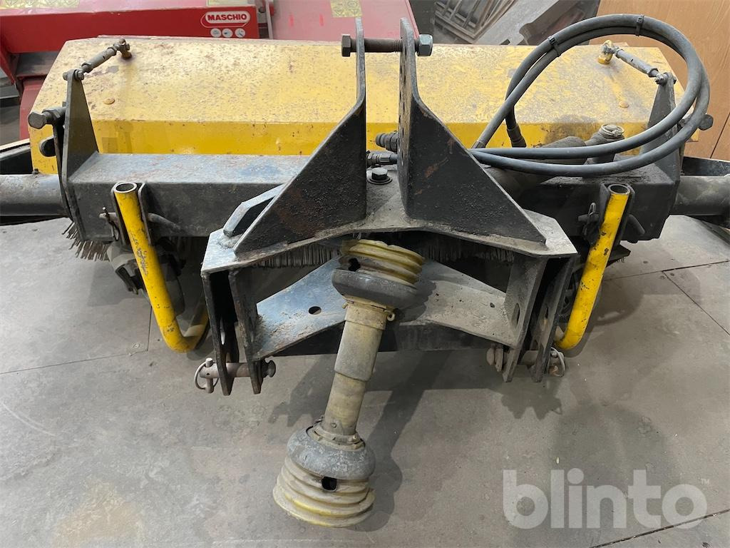 Трактор Holder C 30 (1992): снимка 32 Трактор Holder C 30 (1992): снимка 32