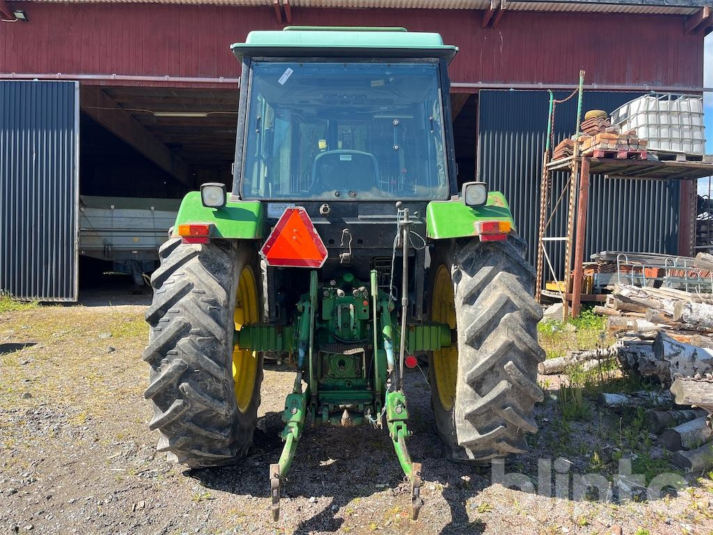 JOHN DEERE 3640 MFWD - Трактор: снимка 5 JOHN DEERE 3640 MFWD - Трактор: снимка 5