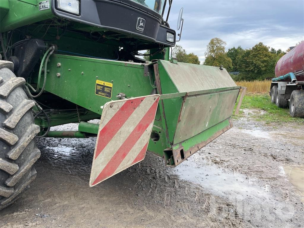 John Deere 1085 (1986) - Зърнокомбайн: снимка 5 John Deere 1085 (1986) - Зърнокомбайн: снимка 5