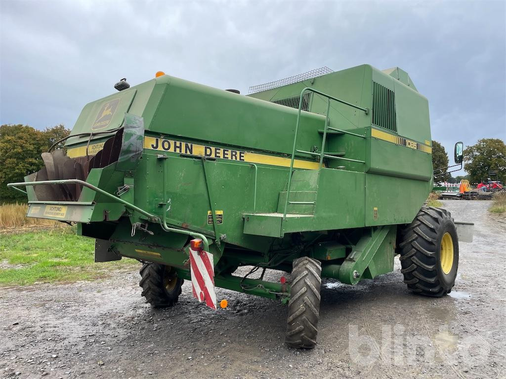 John Deere 1085 (1986) - Зърнокомбайн: снимка 4 John Deere 1085 (1986) - Зърнокомбайн: снимка 4