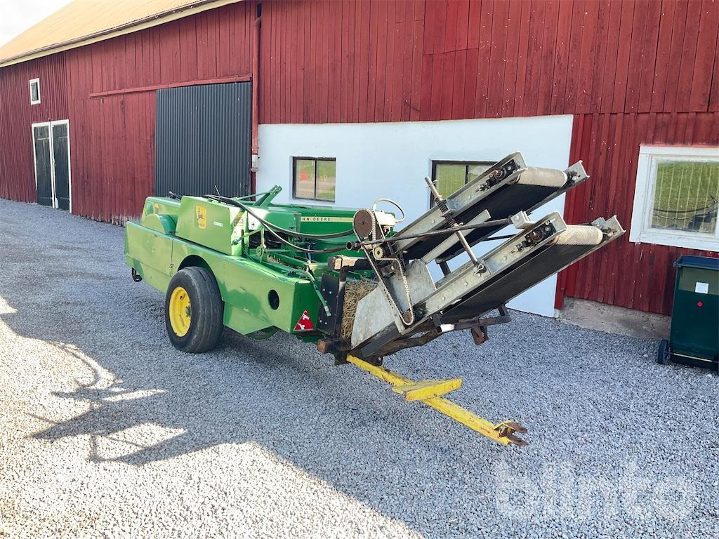 John Deere 342 - Рулонна сламопреса: снимка 1 John Deere 342 - Рулонна сламопреса: снимка 1