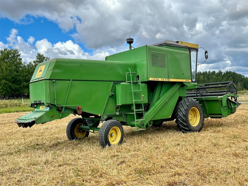 John Deere 952 - Зърнокомбайн: снимка 5 John Deere 952 - Зърнокомбайн: снимка 5
