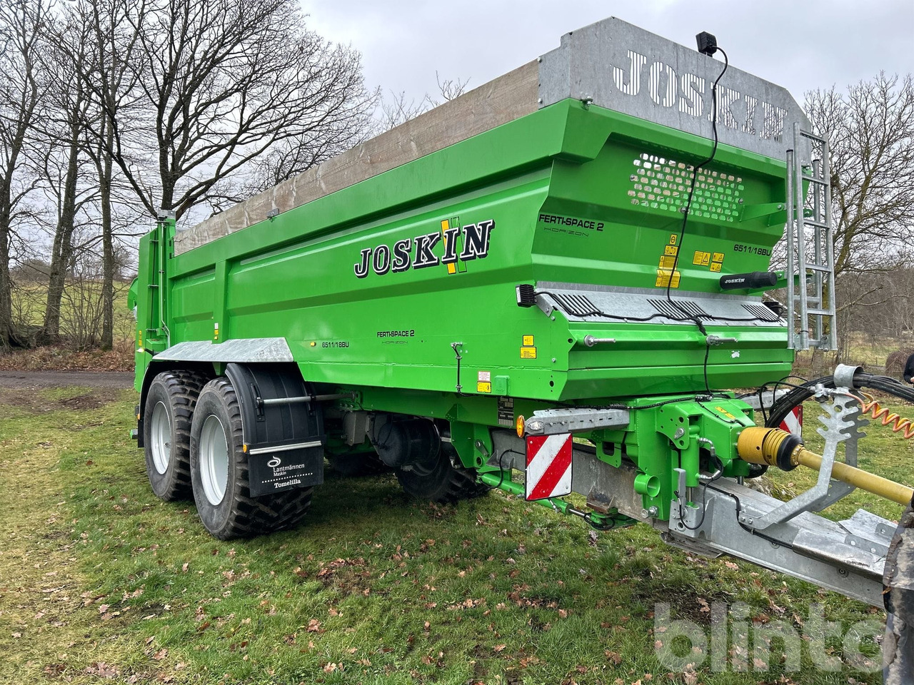 Joskin Ferti-Space 2 Horizon 6511/18BU - Разпръсквач за оборски тор: снимка 2 Joskin Ferti-Space 2 Horizon 6511/18BU - Разпръсквач за оборски тор: снимка 2