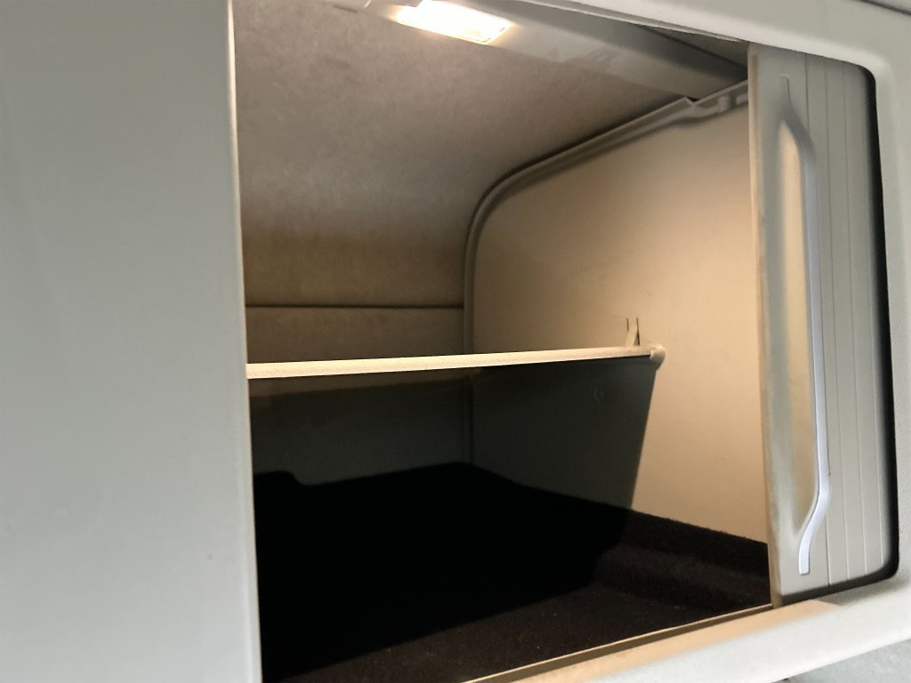 Камион VOLVO: снимка 35