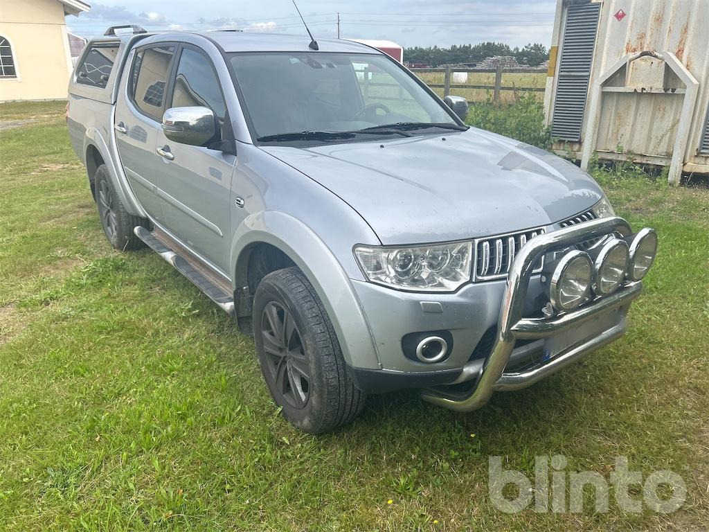 MITSUBISHI L200 - Лекотоварен автомобил: снимка 4 MITSUBISHI L200 - Лекотоварен автомобил: снимка 4