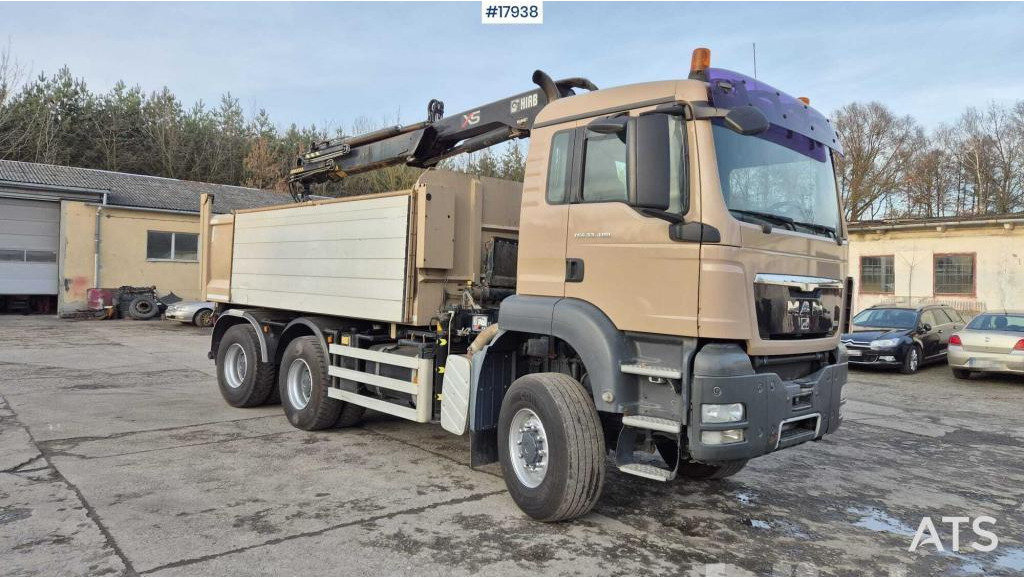 MAN TGS 33.400 (2009) - Самосвал камион, Камион с кран: снимка 2 MAN TGS 33.400 (2009) - Самосвал камион, Камион с кран: снимка 2