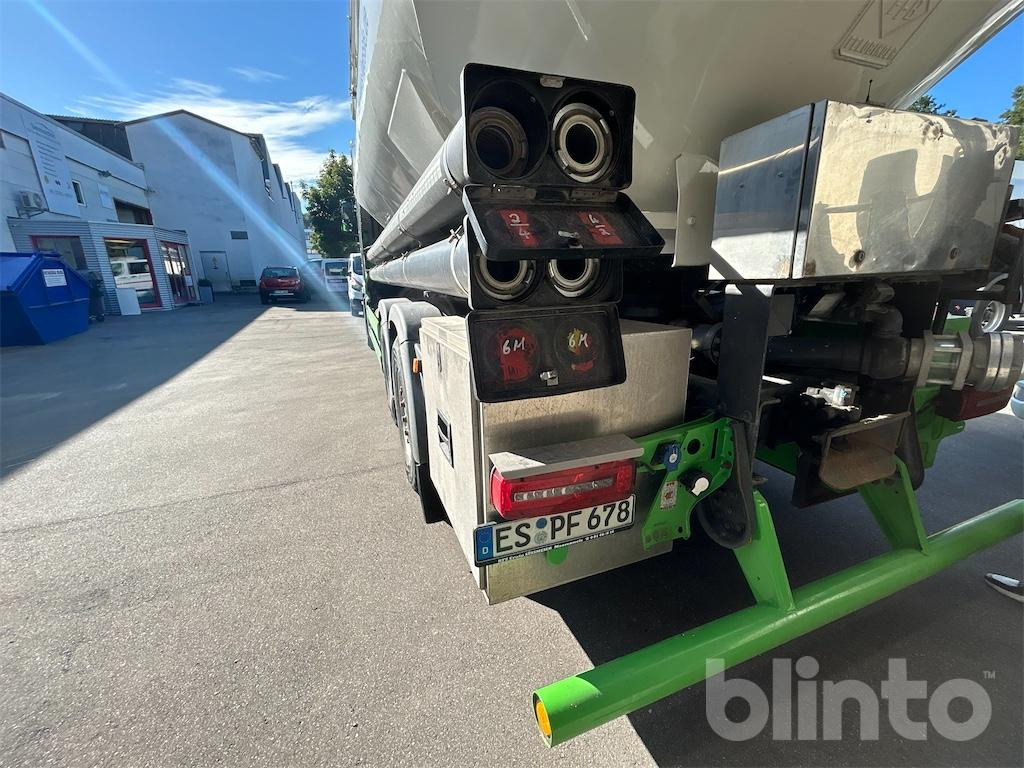 Камион цистерна MAN TGX: снимка 13